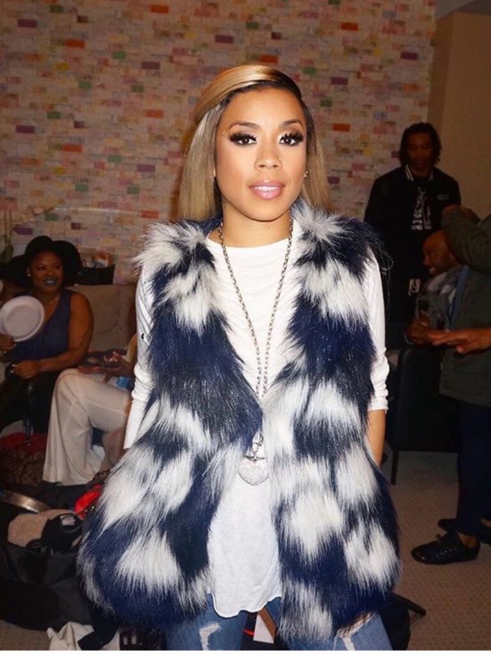 Romeo + Juliet Couture faux fur vest